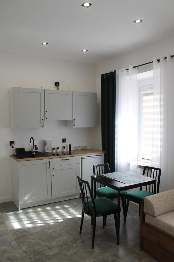 Apartament Z Historia Jelení Hora Exteriér fotografie