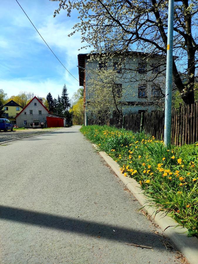 Apartament Z Historia Jelení Hora Exteriér fotografie